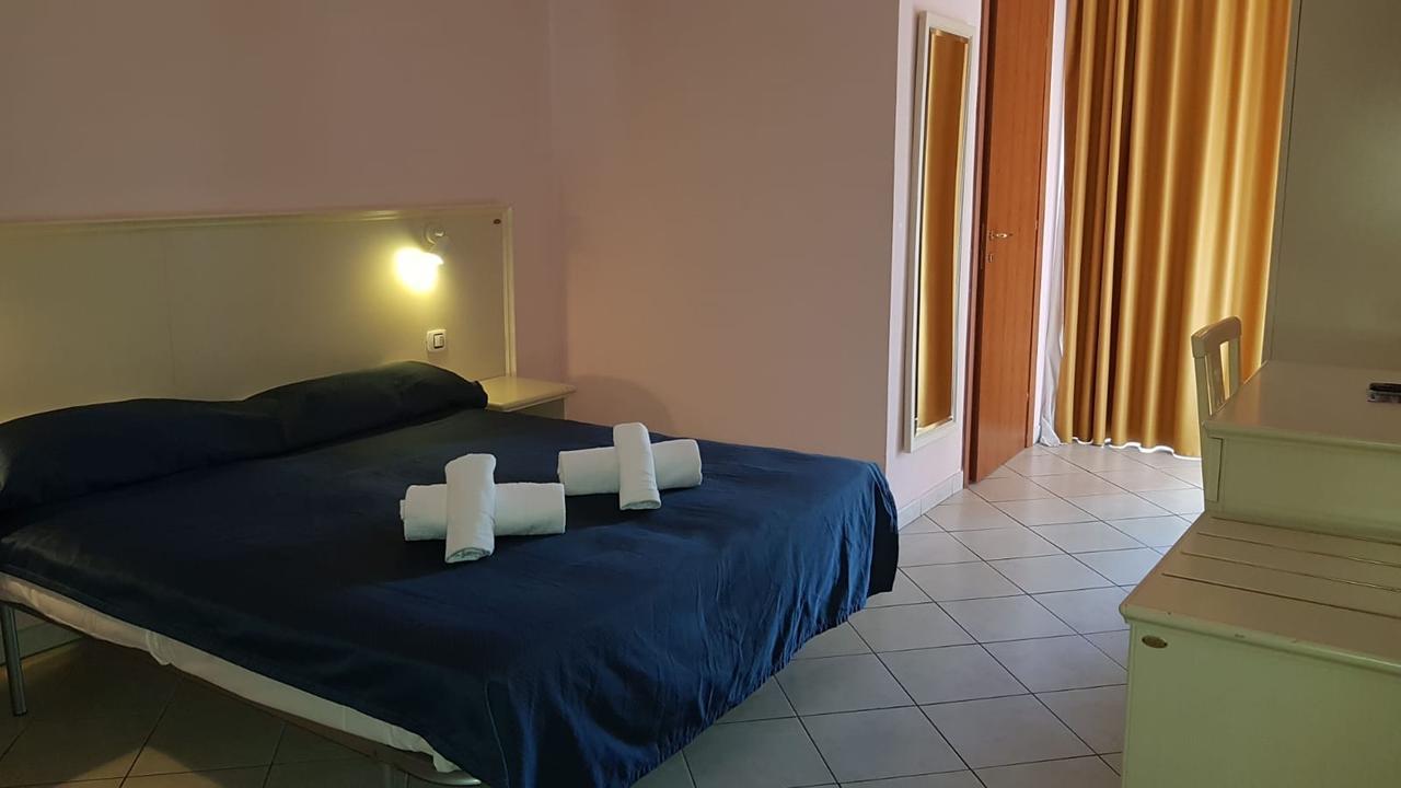 Hotel Lago Maggiore Castelletto sopra Ticino Ngoại thất bức ảnh